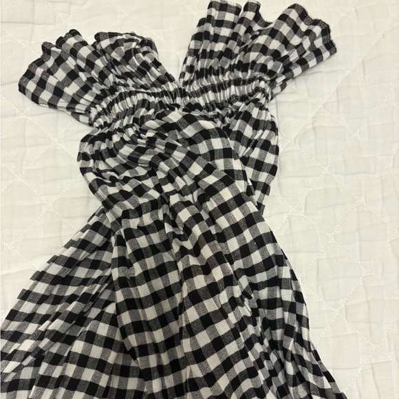 Sleeper Linen Dress - Picture 3 of 5